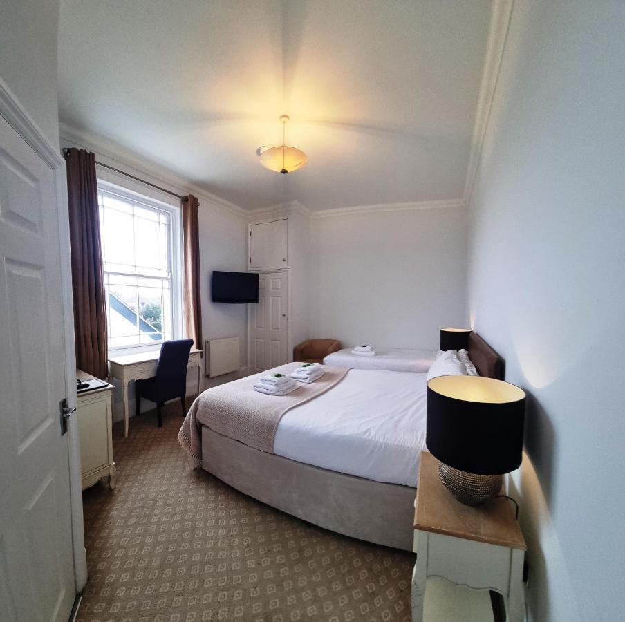 Anglesey Hotel Gosport