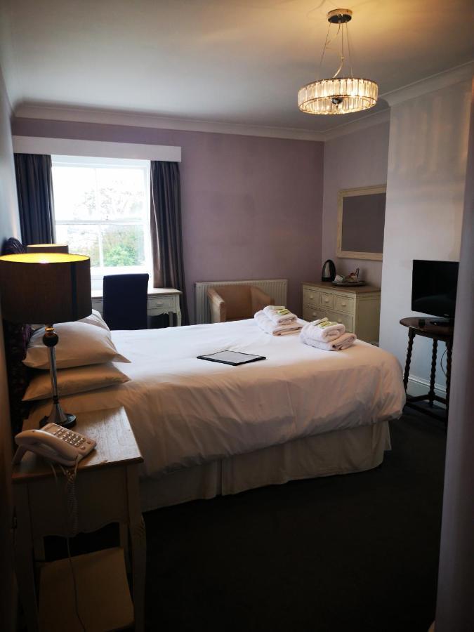 Anglesey 3* Gosport