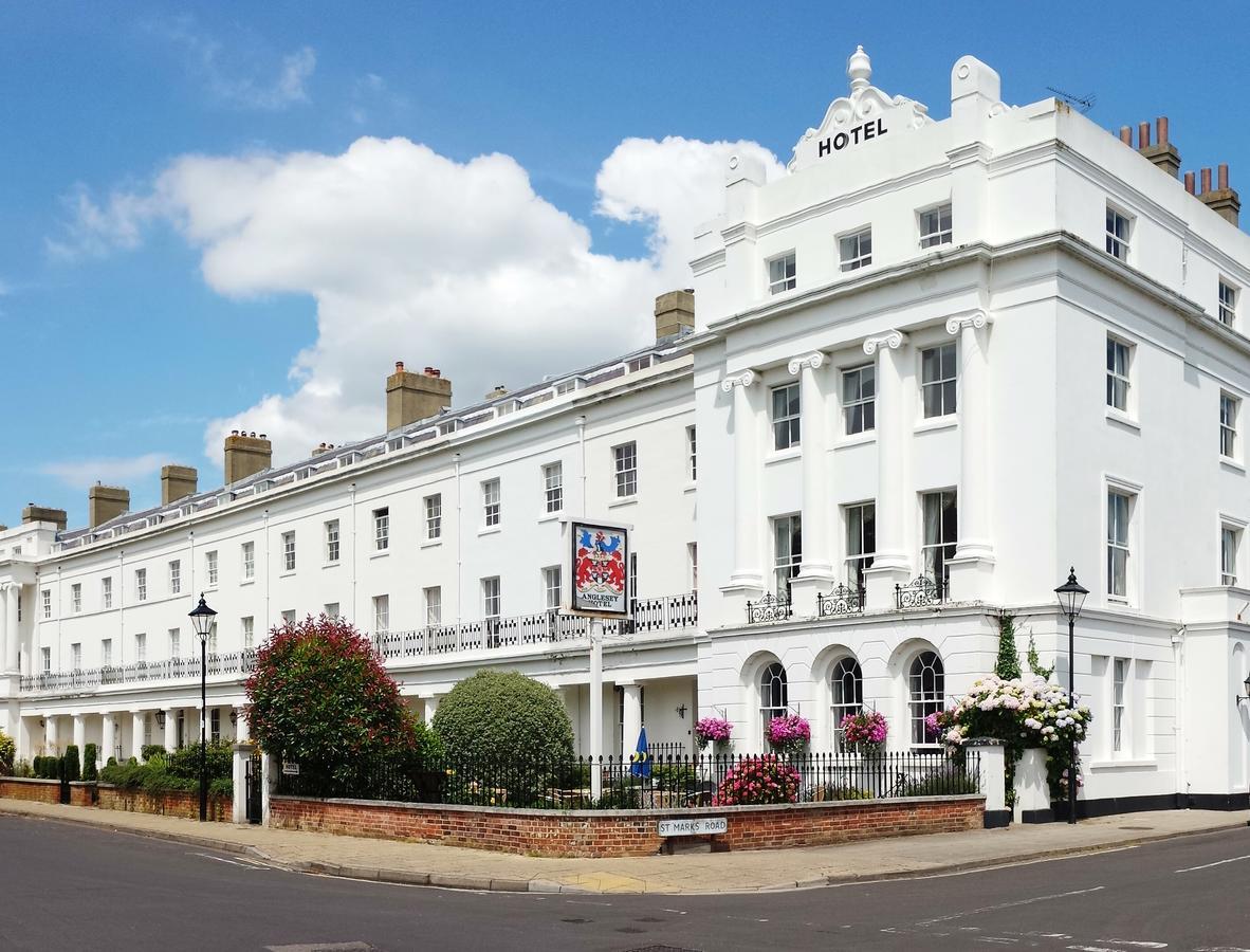 Anglesey Hotel 3*